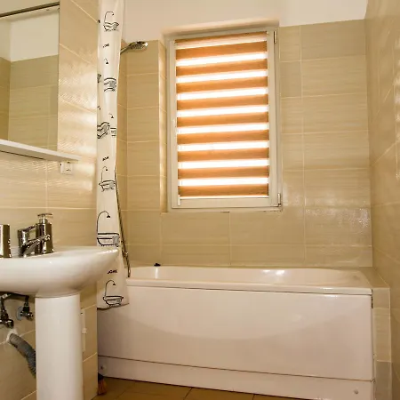 Apartament Alphaville Апартаменты Брашов